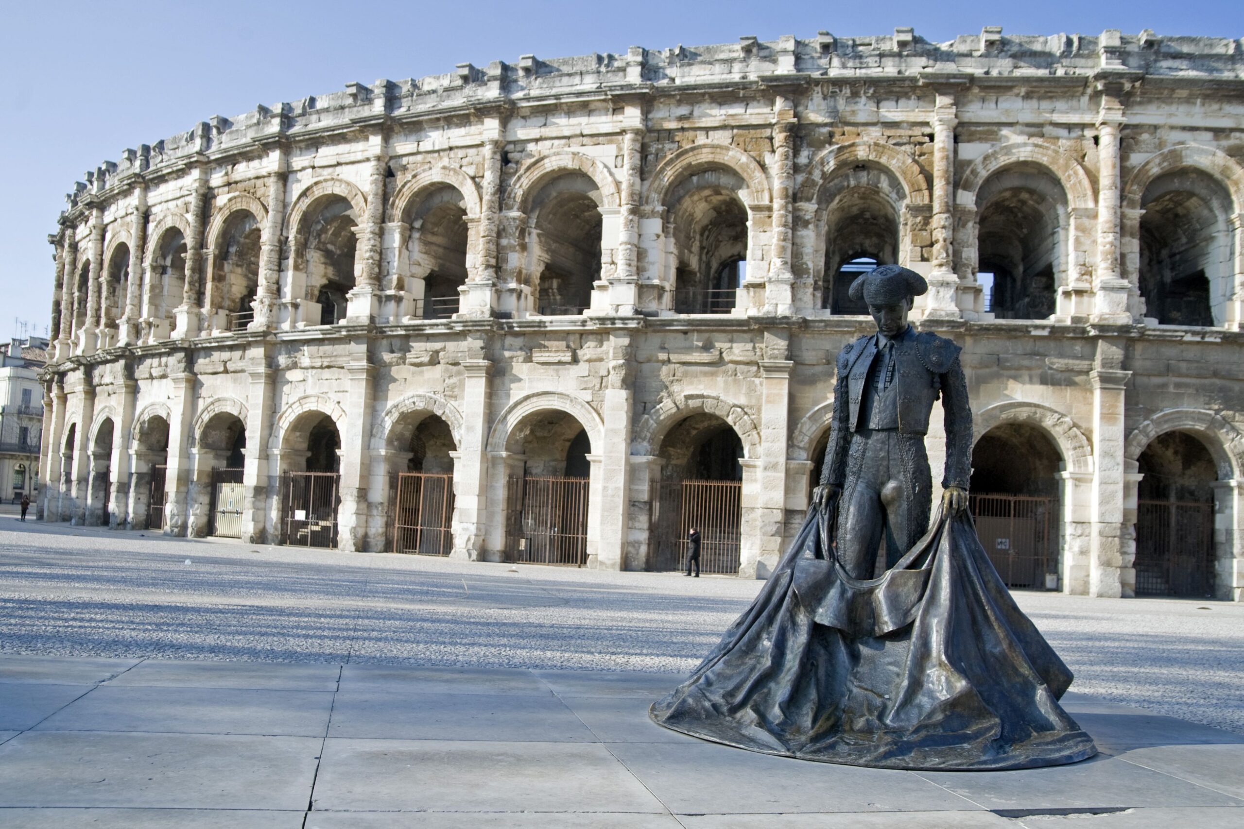 Arène de Nîmes et Nimeno II